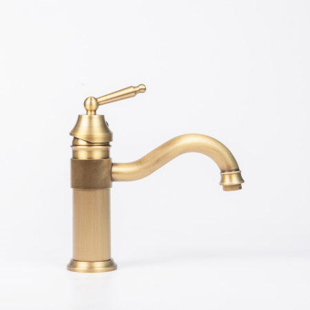 Short Pillar Mixer - Brass