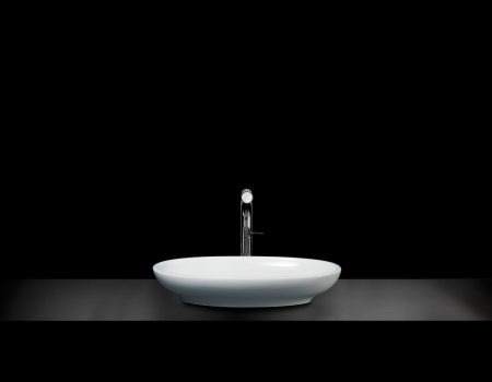 V&A Cabrits countertop rimless basin