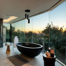 Livingstone Lusso Bath Colour 1887 x 1110 x 535